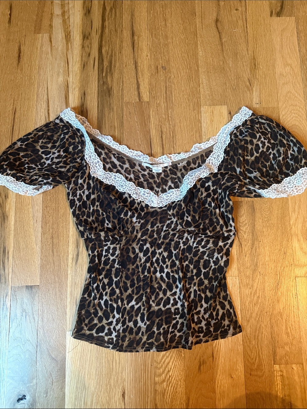Kimchi Blue Leopard Print Lace Trim Off-Shoulder Top - Brown & White